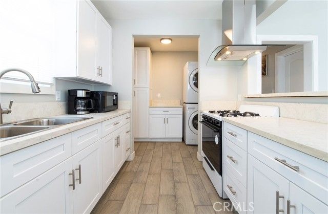 1241 W 89th st, Los Angeles, CA 90044