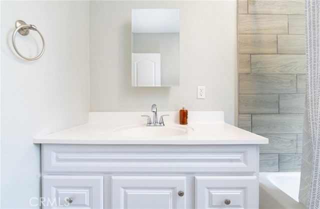 1241 W 89th st, Los Angeles, CA 90044