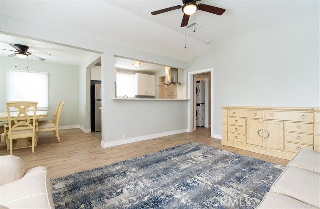 1241 W 89th st, Los Angeles, CA 90044