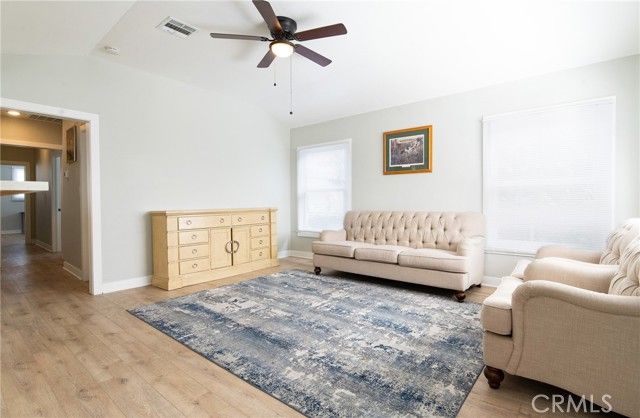 1241 W 89th st, Los Angeles, CA 90044