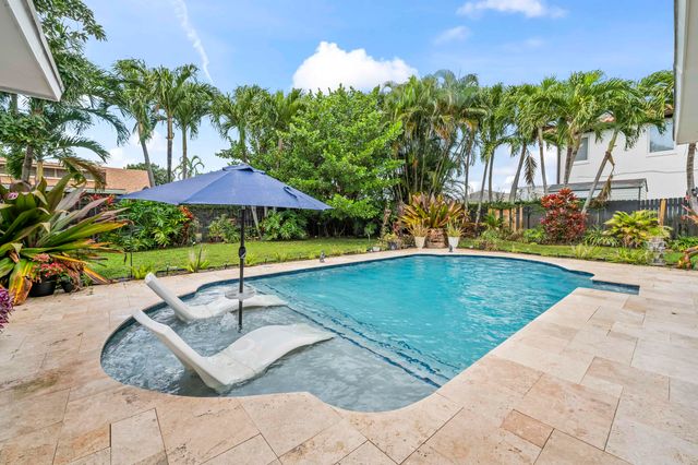 6427 Travis Road, Lake Clarke Shores, FL 33406