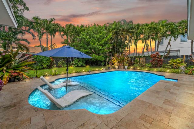 6427 Travis Road, Lake Clarke Shores, FL 33406