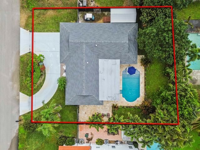 6427 Travis Road, Lake Clarke Shores, FL 33406