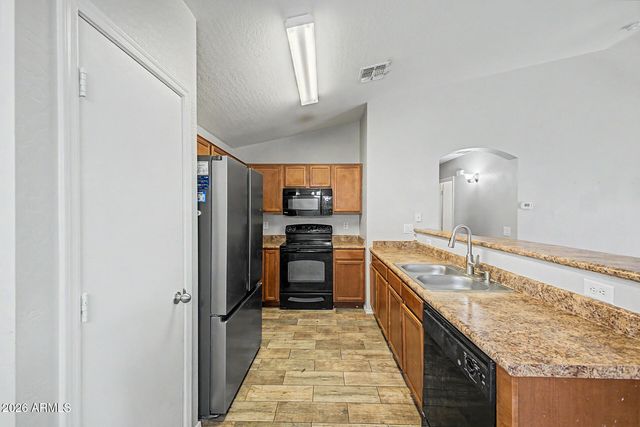 23866 W HUNTINGTON Drive, Buckeye, AZ 85326