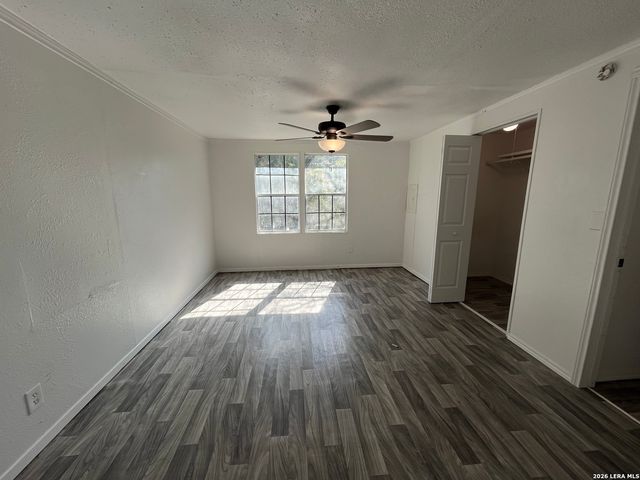 5037 Chimney Rock, Canyon Lake, TX 78133