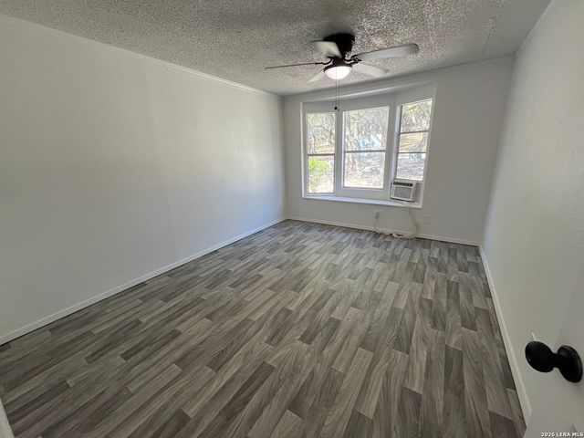 5037 Chimney Rock, Canyon Lake, TX 78133