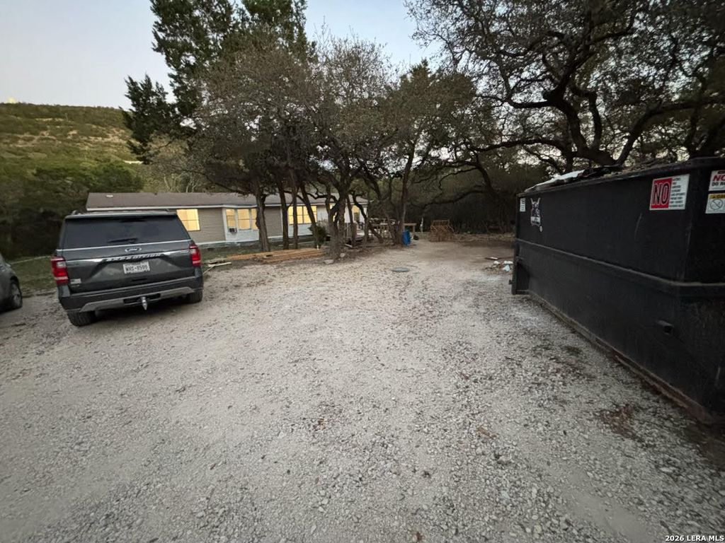 5037 Chimney Rock, Canyon Lake, TX 78133