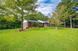 5117 Lakewood Drive, Acworth, GA 30101