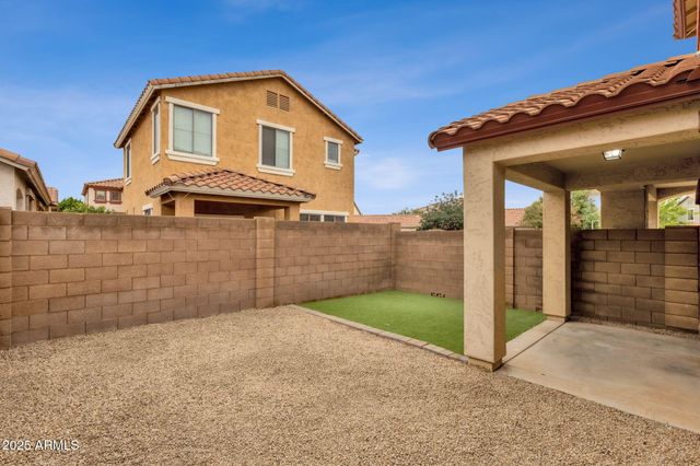 988 E REDONDO Drive, Gilbert, AZ 85296