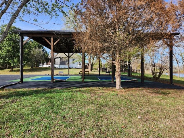 1014 Lakeview Cir, Ashland City, TN 37015