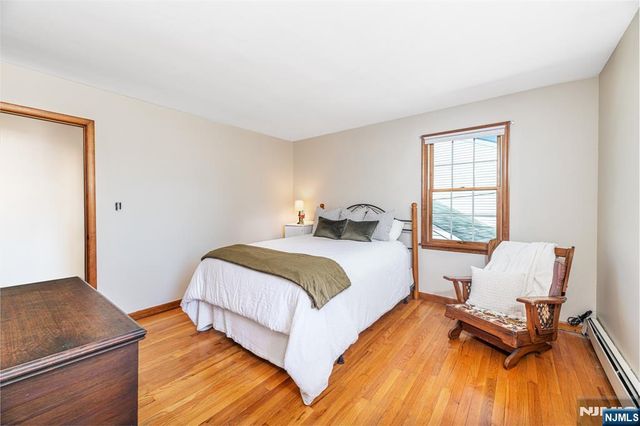 49 Meakin Avenue, Rochelle Park, NJ 07662