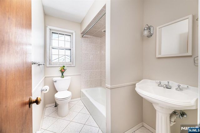 49 Meakin Avenue, Rochelle Park, NJ 07662