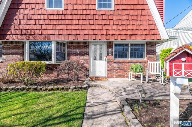 49 Meakin Avenue, Rochelle Park, NJ 07662