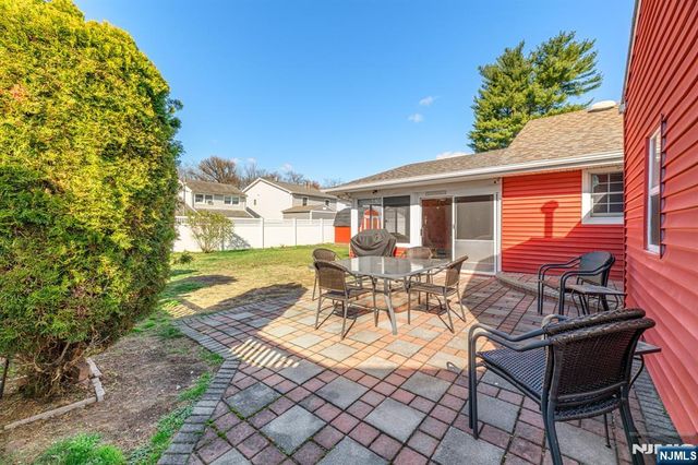 49 Meakin Avenue, Rochelle Park, NJ 07662