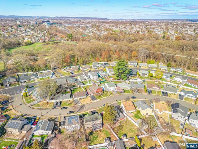 49 Meakin Avenue, Rochelle Park, NJ 07662