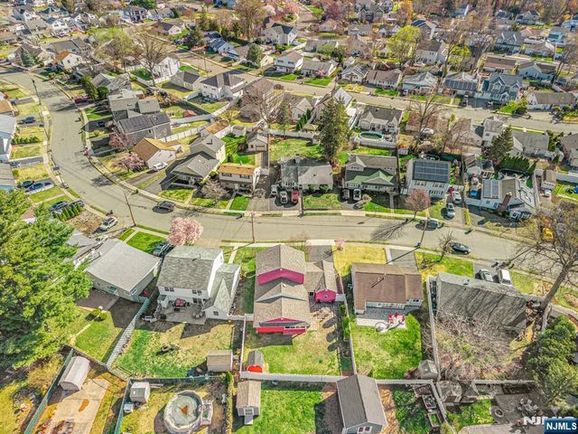 49 Meakin Avenue, Rochelle Park, NJ 07662