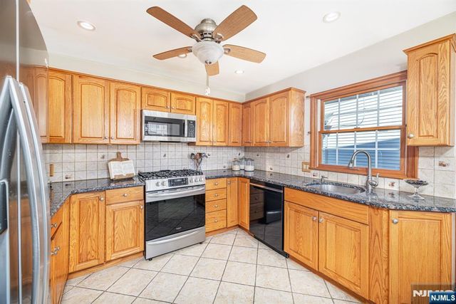 49 Meakin Avenue, Rochelle Park, NJ 07662
