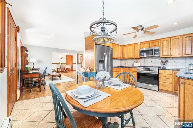 49 Meakin Avenue, Rochelle Park, NJ 07662