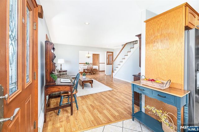 49 Meakin Avenue, Rochelle Park, NJ 07662