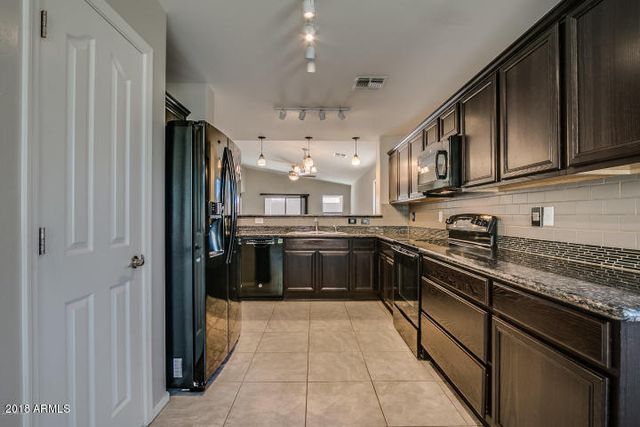 2193 E STACEY Road, Gilbert, AZ 85298