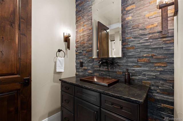 770 International Isle Drive, Castle Rock, CO 80108