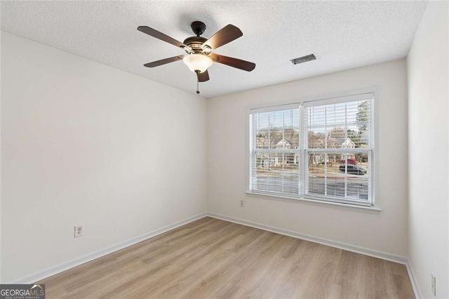 1917 Stancrest Trace NW, Kennesaw, GA 30152