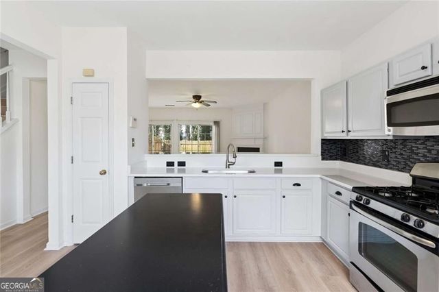 1917 Stancrest Trace NW, Kennesaw, GA 30152