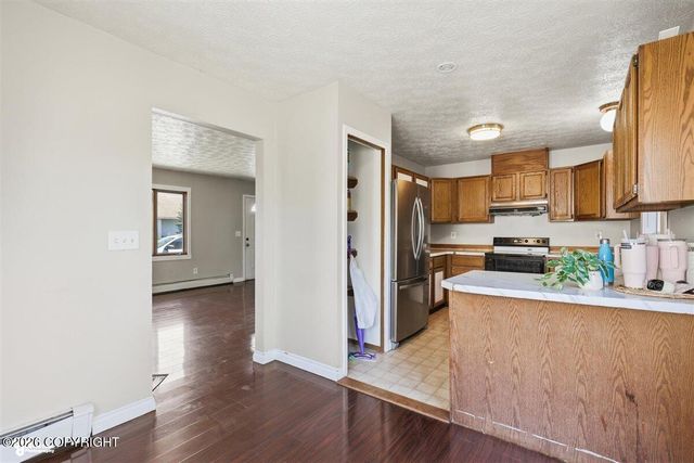 6730 Zurich Street, Anchorage, AK 99507