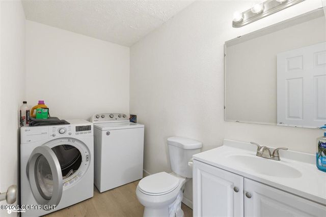 6730 Zurich Street, Anchorage, AK 99507