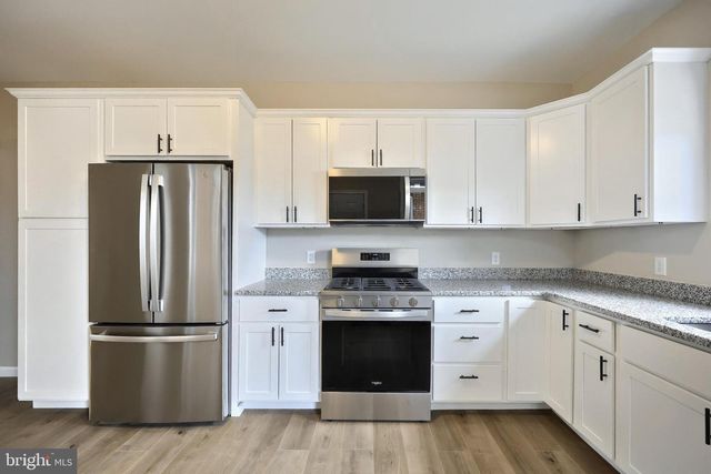 109 W 6TH AVE, York, PA 17404