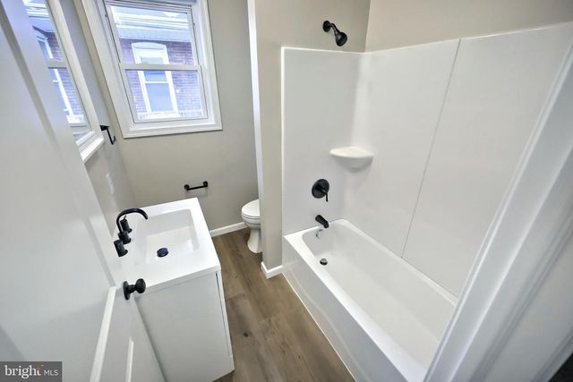 109 W 6TH AVE, York, PA 17404