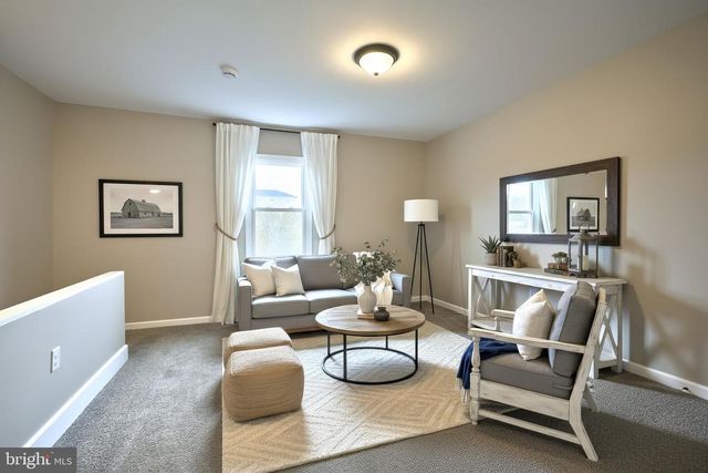 109 W 6TH AVE, York, PA 17404