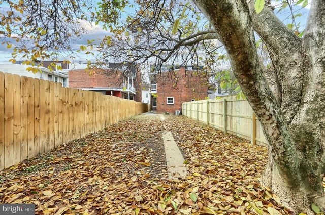 109 W 6TH AVE, York, PA 17404