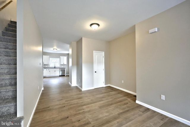 109 W 6TH AVE, York, PA 17404