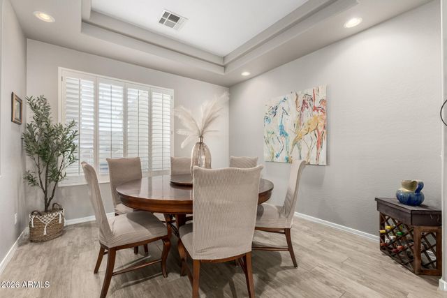 2124 E CANYON Place, Chandler, AZ 85249