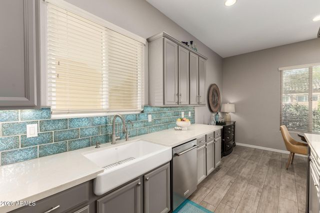 2124 E CANYON Place, Chandler, AZ 85249