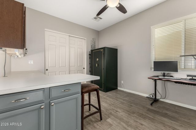 2124 E CANYON Place, Chandler, AZ 85249