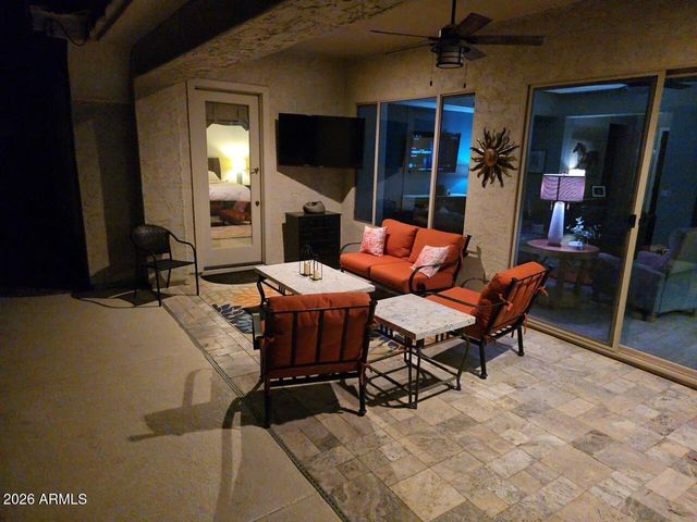 2124 E CANYON Place, Chandler, AZ 85249