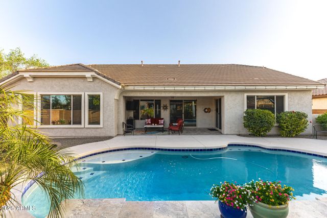 2124 E CANYON Place, Chandler, AZ 85249