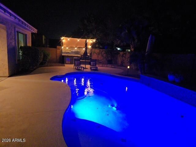 2124 E CANYON Place, Chandler, AZ 85249