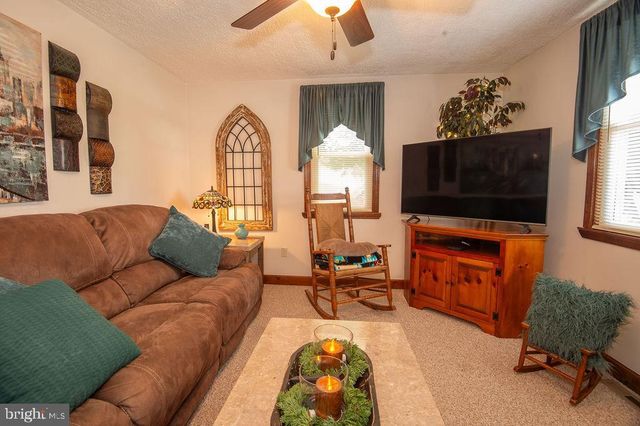 6 CYPRESS AVE, Wilmington, DE 19804