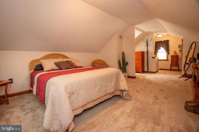 6 CYPRESS AVE, Wilmington, DE 19804