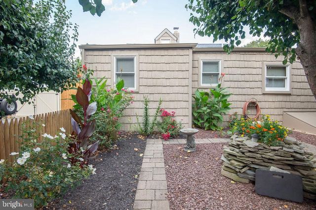 6 CYPRESS AVE, Wilmington, DE 19804