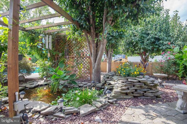 6 CYPRESS AVE, Wilmington, DE 19804