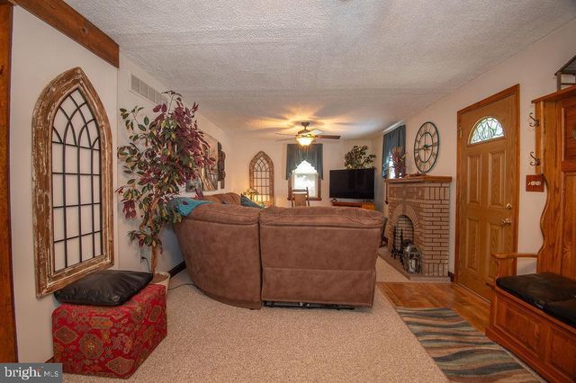 6 CYPRESS AVE, Wilmington, DE 19804