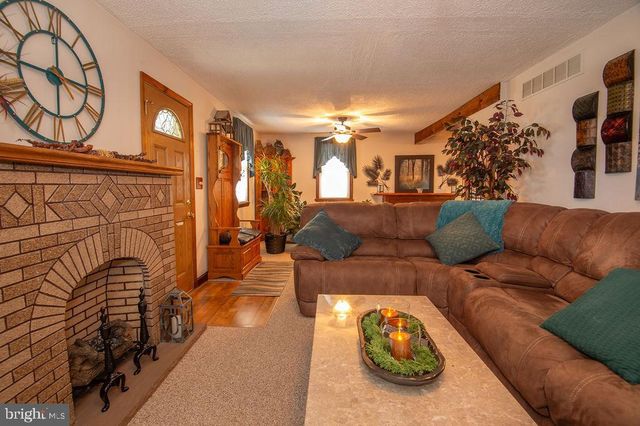 6 CYPRESS AVE, Wilmington, DE 19804