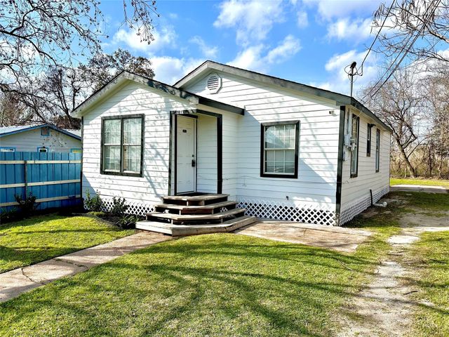 7811 Saint Louis Street, Houston, TX 77028