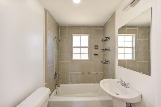 7811 Saint Louis Street, Houston, TX 77028