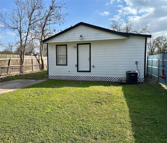 7811 Saint Louis Street, Houston, TX 77028