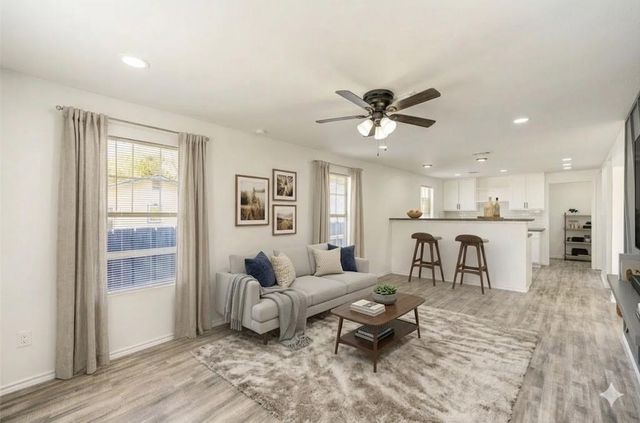 7811 Saint Louis Street, Houston, TX 77028